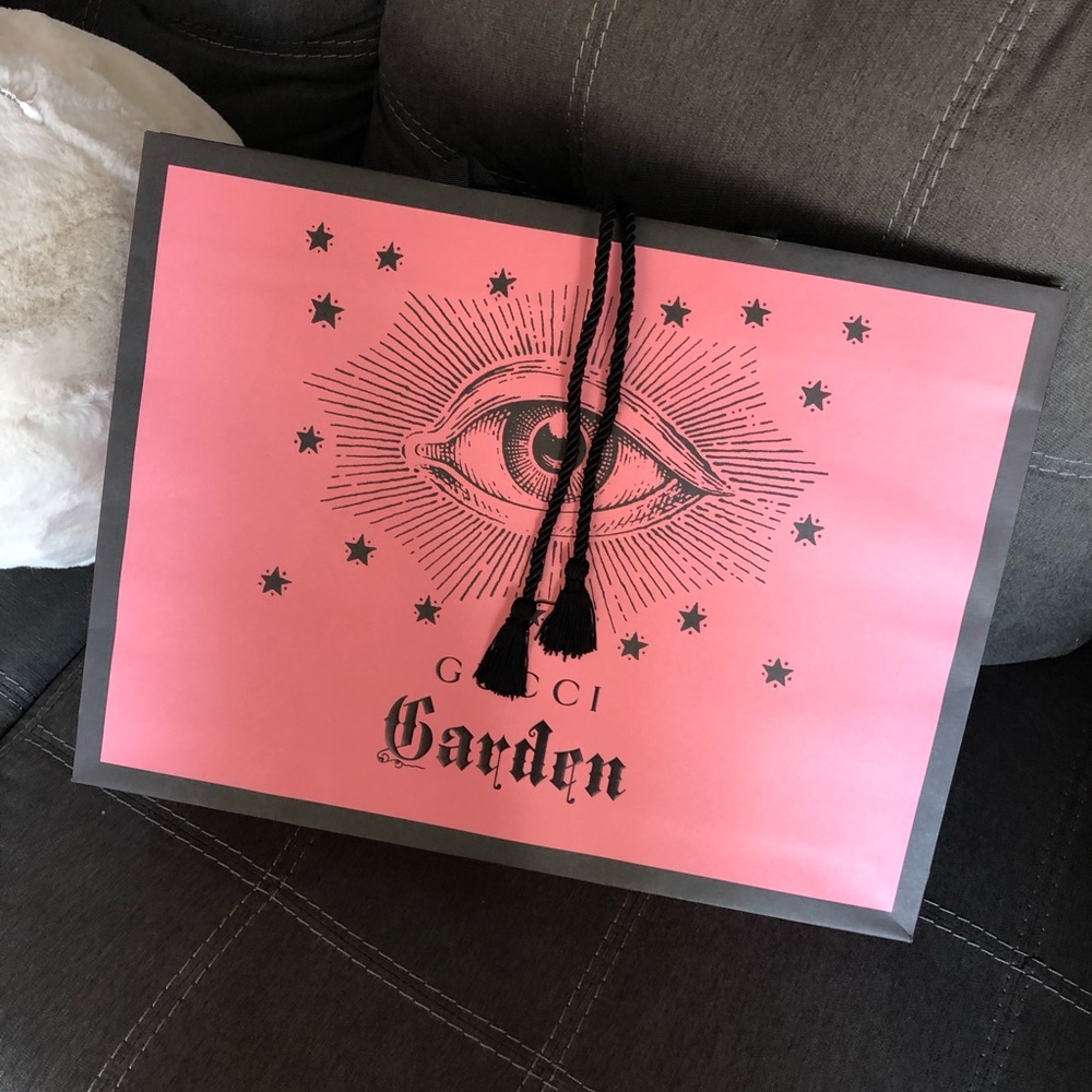 Gucci garden shopping bag